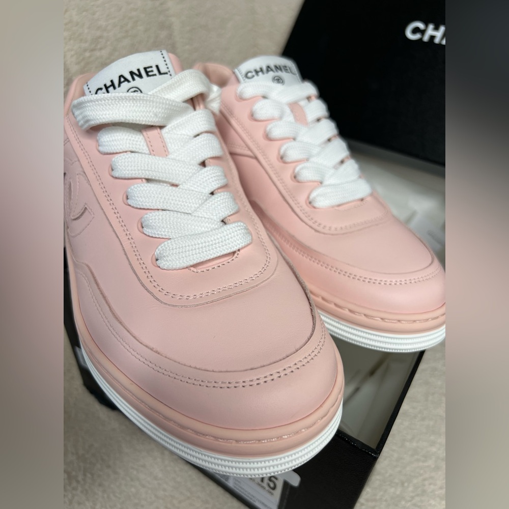 Chanel Pink Leather Sneakers – Size 38 – Brand New, Full Set - Picture 10 of 11